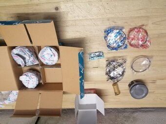 Sada opravných pístů motor 2ZR-FXE Toyota 1,8 - 4