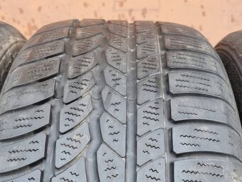Zimní Continental 225 60 17 - 4