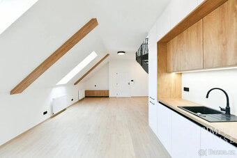 Pronájem bytu 4+kk • 108 m² - 4