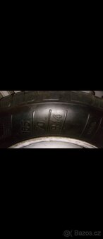 Dvě zimní pneu - 4