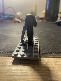 LEGO - minifigurka Death trooper - 4