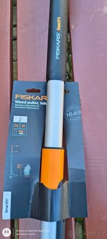 Fiskars vytrhávač plevele - 4
