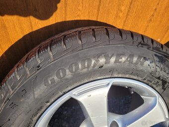 235/65R17 VW Touareg 2011 sada zimních alu kol - 4
