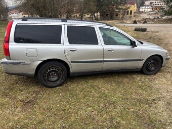 Volvo v70 - 4