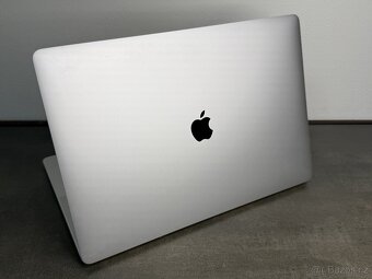 MacBook Pro 16'' 2019 / i9 / 16GB / 1TB SSD / Silver - DPH - 4