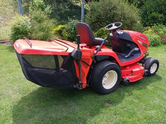Zahradní traktor Kubota GR 2100 pohon kol 4x4 - 4
