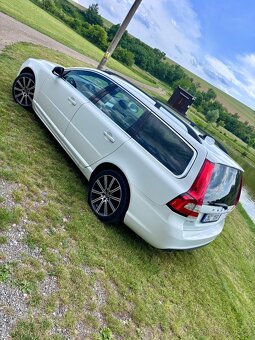 Volvo v70 - 4