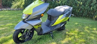 Suzuki Avenis 125 - 4