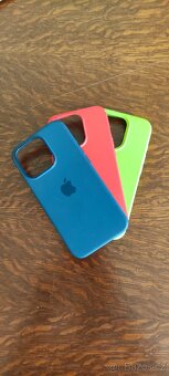 iPhone 15 Pro 128 GB TOP + kryt s vlastní fotkou - 4