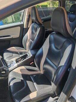 Volvo XC60 D5 R design 151KW - 4
