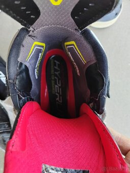 Hokejové brusle BAUER VAPOR HYPERLITE, vel. 6.0, Fit 1 - 4