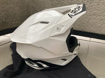 AIROH přilba TWIST 3 gloss white - 4