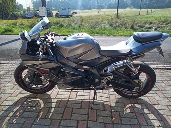 Suzuki GSX-R 1000 - 4