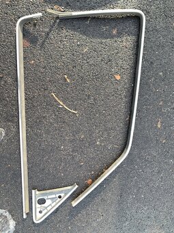 Golf mk2 - Lišty, těsnění, zrcátka poface (Chrom) - 4