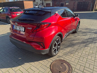 Toyota C-HR 1.8 Hybrid - 4