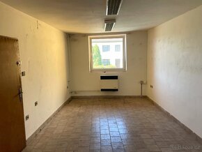 PRONÁJEM OBCHODNÍHO PROSTORU UHERSKÝ BROD - 4