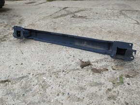 VW Passat B8 výztuha zadního nárazníku - 4