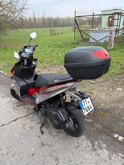 Motorro Monza 125i - 4