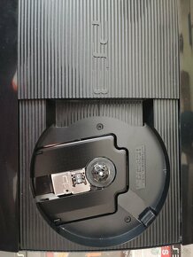 PS 3 Super slim 500GB model cech-4204c - 4