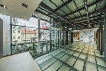 Pronájem kanceláře 413 m² Plzeňská, Praha - Smíchov - 4