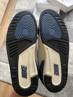 Nike Air Jordan 3 x A Ma Maniére - 4
