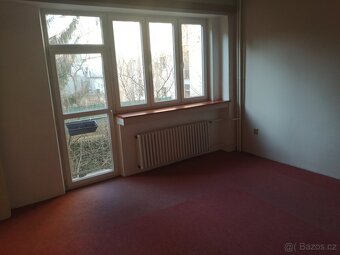 Pronájem 2+1, ulice Příční, centrum, 70 m2, balkon, komora - 4