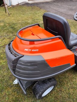 Zahradní rider Husqvarna PR17AWD 4x4 - 4