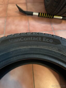 Prodej letní 4ks pneu Continental Van Contact 215/60 r17 C - 4
