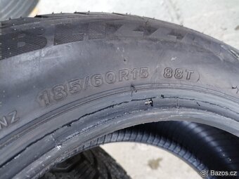 185/60/15 zimni pneu HANKOOK a BRIDGESTONE 185 60 15 - 4