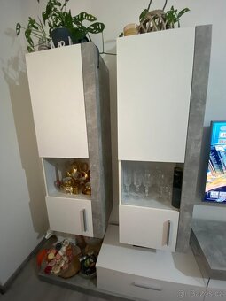 Obývací stěna a konferenční stůl - 4