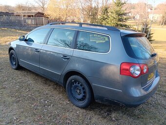 Volkswagen Passat 3C B6 2,0tdi - 4