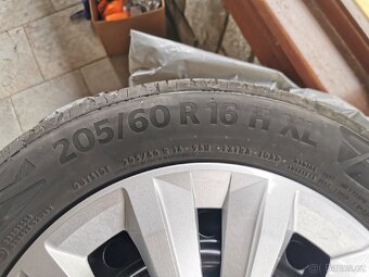 4ks pneu 205/60 R16 H XL-letní-najeto pouze 266km - 4