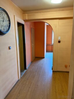 Prodej bytu 3+1 (72 m²), centrum Ostravy – klidné bydlení s - 4