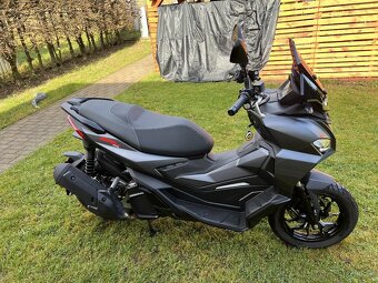 Aprilia SR GT 125 E5+ ABS - 4