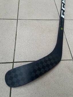 Hokejka CCM Ribcor PRO3 95flex levá ZÁRUKA - 4