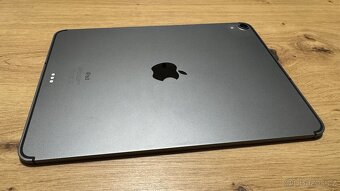 Apple iPad Pro 11" 64GB, WiFi + SIM, 5200Kč - 4