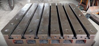 Deska litinová  s T drážkami - 4