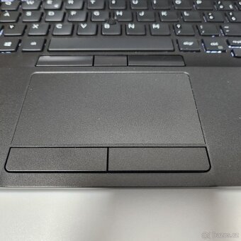 Dell Precision 3541 /i7-9850H/nVidia/1TB_NVMe - 4