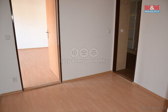 Prodej bytu 1+1, 48 m², Červený Kostelec, hlavní náměstí - 4
