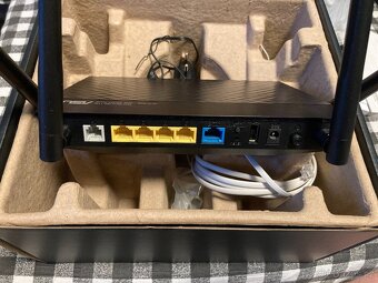 Asus DSL-AC55U - 4