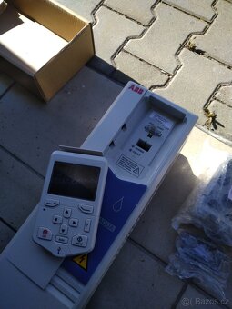 Frekvenční měnič ABB 7.5kW - 4