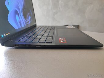 Asus VivoBook 16 OLED (M5606UA-OLED041W) - 4