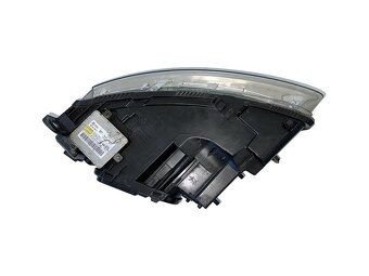 Pravý bixenon světlo 4F0941004CP Audi A6 4F r.v. 2009 - 4