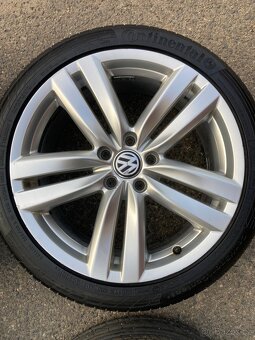 Vw R-line Alu r18,Kansas 235/40 18,letni pneu - 4