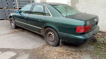 Audi A8 - 4