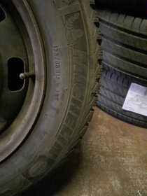 sada zimních kol včetně poklic-Michelin 185/65 R15 - 4