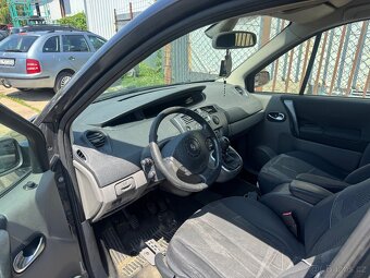 Renault Megane Scenic 2006 na nahradni dily - 4