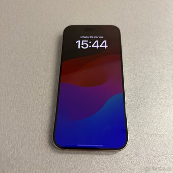 iPhone 15 Pro 256GB natural titan, 12 měsíců záruka - 4