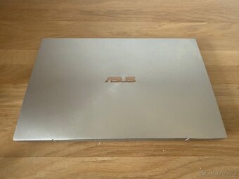 Notebook Asus Zenbook - 4