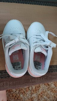 Dětské boty značky Puma - 4